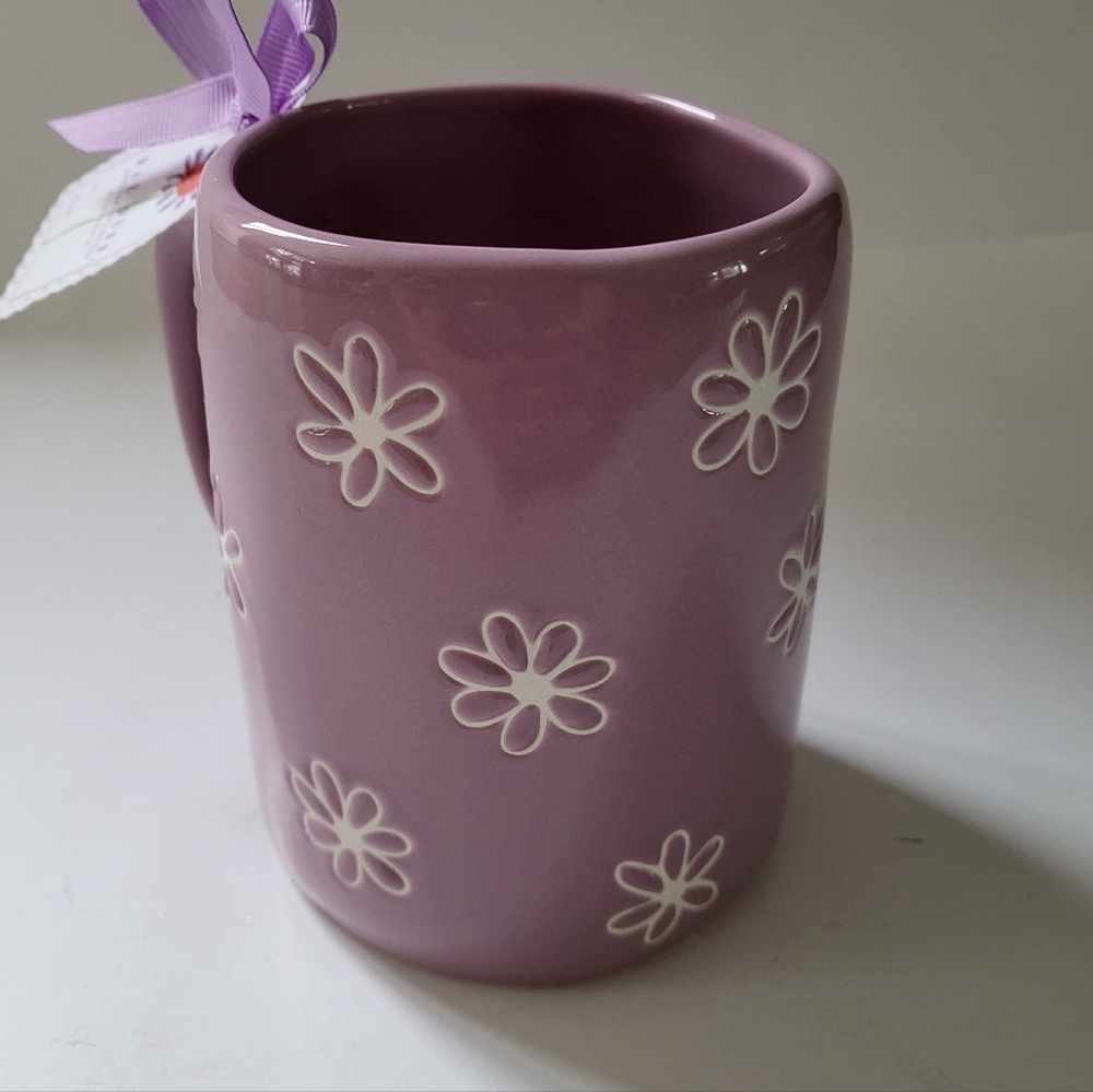 Rae Dunn GIGI mug Floral new release - Picture 2 of 2